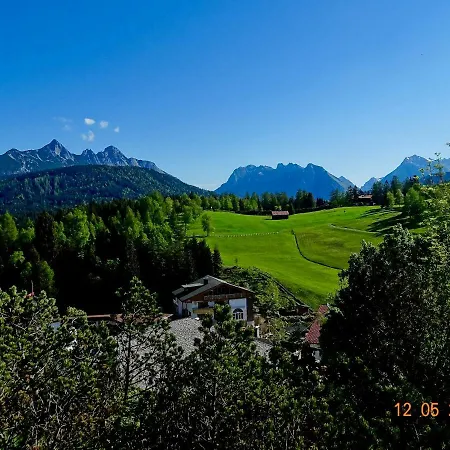 Emerald Alpine Seefeld *