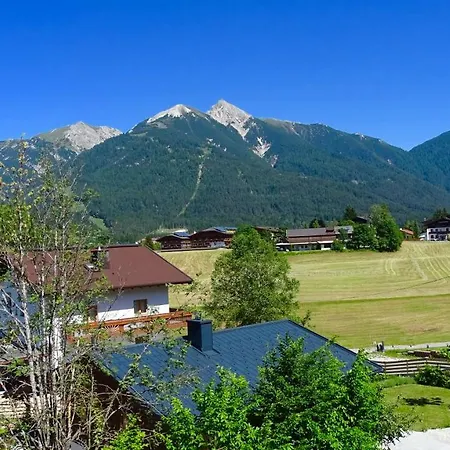 Apartament Emerald *