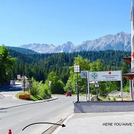 Emerald Apartament *